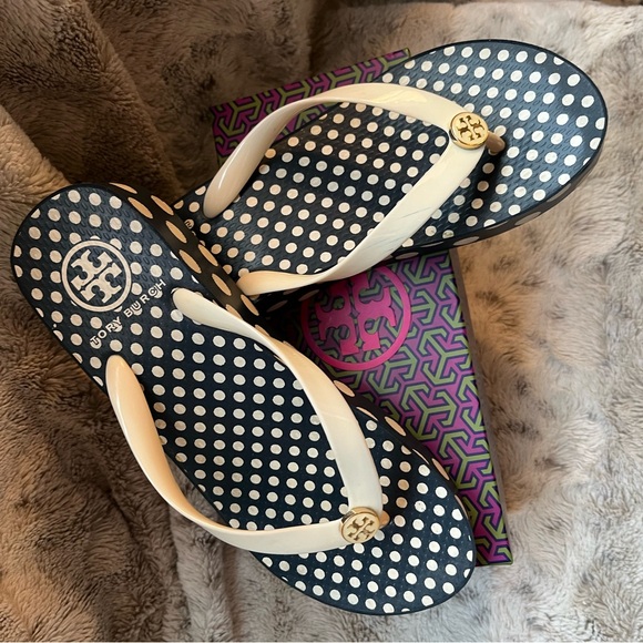 Tory Burch Wedge Ivory Micro Dot Flip Flop with box - Picture 6 of 10